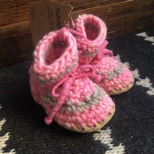 NWT Padraig Cottage Baby Slippers